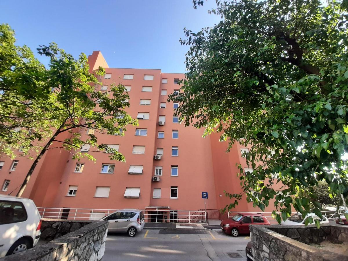 Qr Apartment For Family, Couples, And Friends Stay In Rijeka Exterior photo
